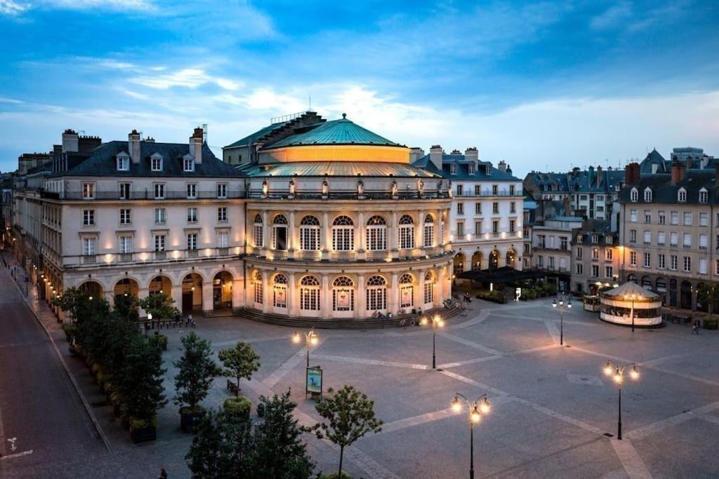 Le Mimosa, Maison-Jardin Dans Rennes- 2 Chambres エクステリア 写真